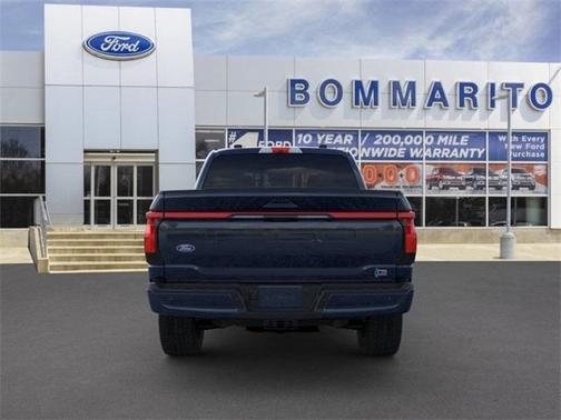 2025 Ford F-150 Lightning LARIAT
