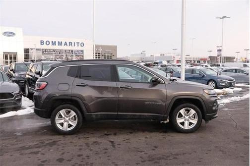 2022 Jeep Compass Latitude