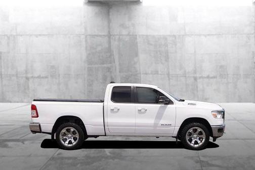 Bright White Clearcoat 2019 RAM 1500 Big Horn