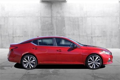 2021 Nissan Altima 2.5 SR