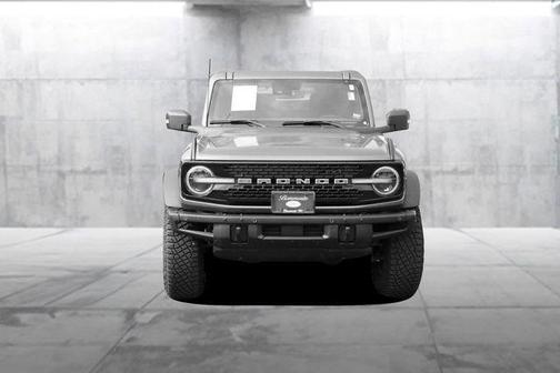 Gray Metallic 2024 Ford Bronco Wildtrak