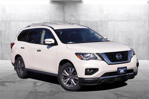 2020 Nissan Pathfinder SL