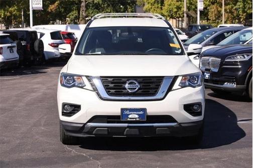 2020 Nissan Pathfinder SL