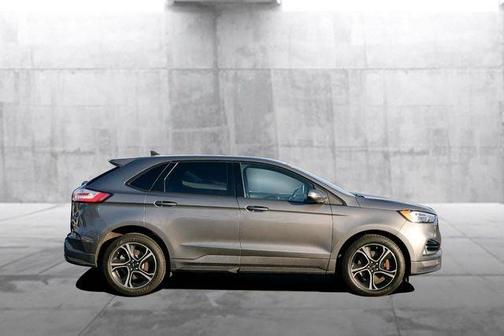 2022 Ford Edge ST