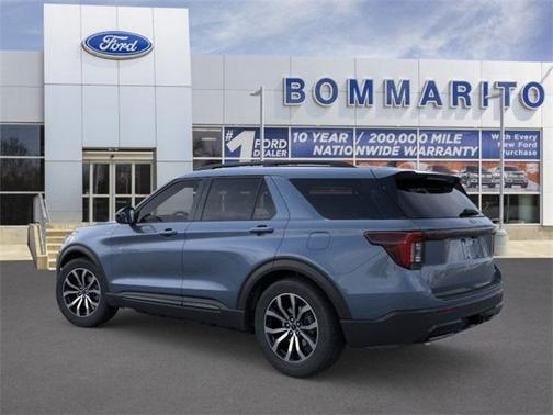 2025 Ford Explorer ST-Line