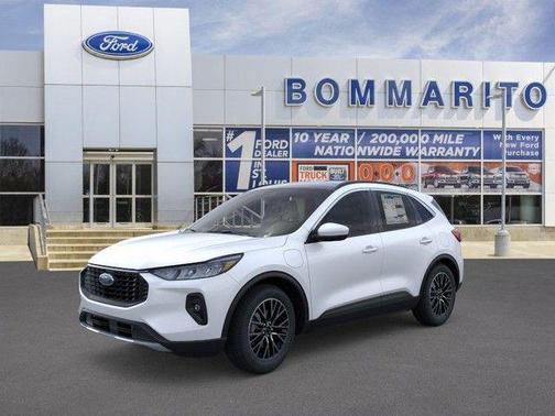 White Metallic 2025 Ford Escape PHEV
