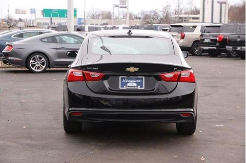 Mosaic Black Metallic 2024 Chevrolet Malibu LT