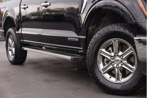 Black Metallic 2025 Ford F-150 XLT