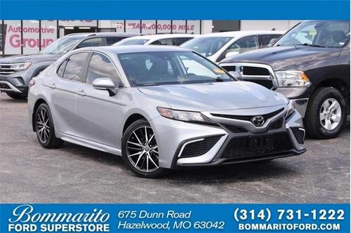 2024 Toyota Camry SE