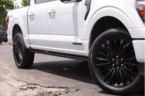 White Metallic 2025 Ford F-150 Platinum