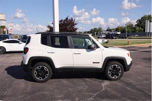 2016 Jeep Renegade Trailhawk