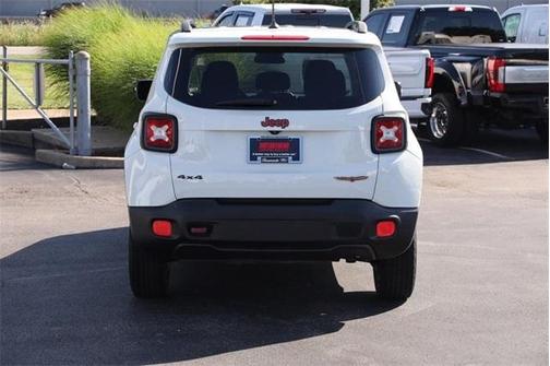 2016 Jeep Renegade Trailhawk