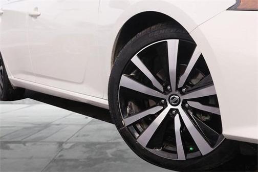 2021 Nissan Altima 2.0 SR