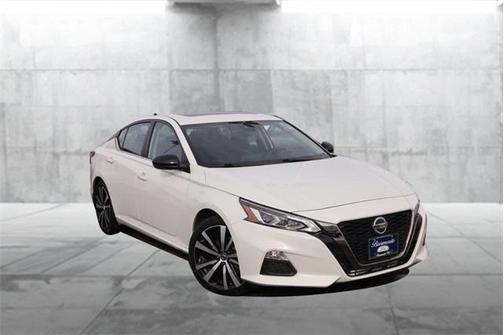 2021 Nissan Altima 2.0 SR