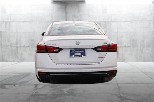 2021 Nissan Altima 2.0 SR