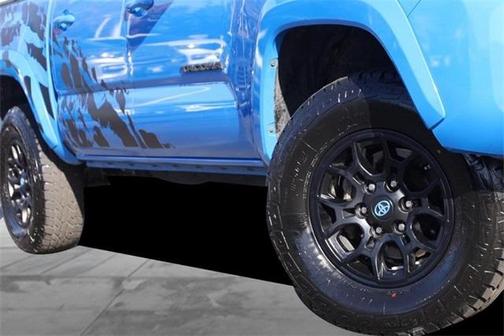 2020 Toyota Tacoma SR5