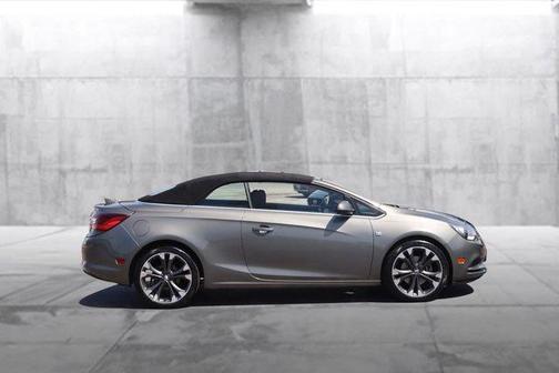 Pearl Metallic 2017 Buick Cascada Premium