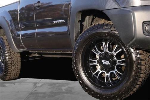 2014 Toyota Tacoma Base