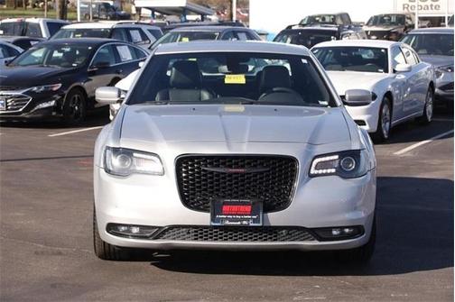 2023 Chrysler 300 S