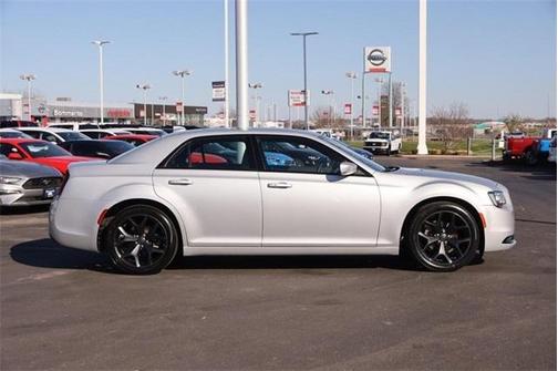 2023 Chrysler 300 S