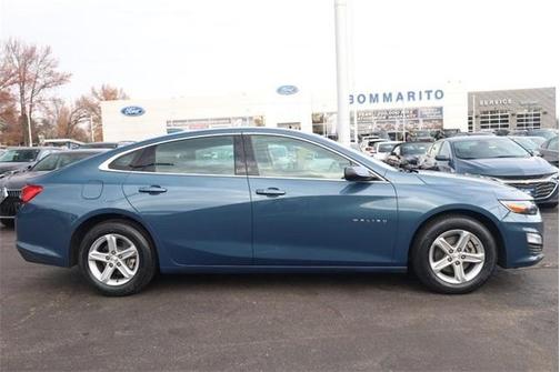 2024 Chevrolet Malibu LT