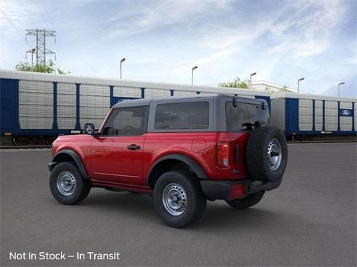2025 Ford Bronco Base