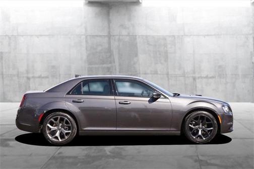 2023 Chrysler 300 S