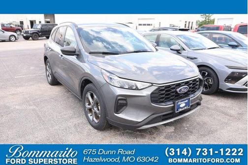 Gray Metallic 2025 Ford Escape ST-Line