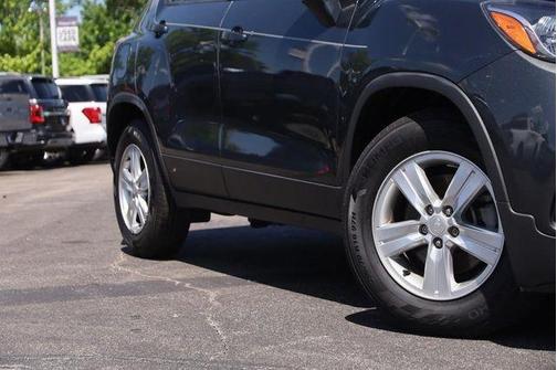 Nightfall Gray Metallic 2020 Chevrolet Trax LS