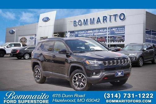 Diamond Black 2024 Jeep Compass Trailhawk