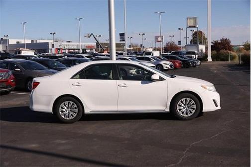2014 Toyota Camry LE