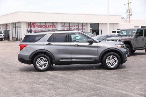 Gray Metallic 2023 Ford Explorer XLT
