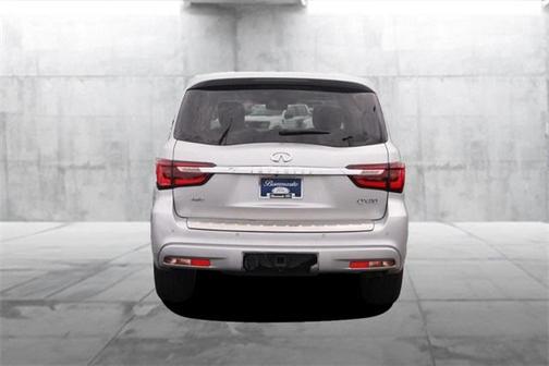 2021 INFINITI QX80 Luxe