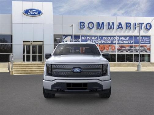 2025 Ford F-150 Lightning Flash