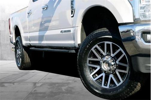 2017 Ford F-350 Lariat Super Duty