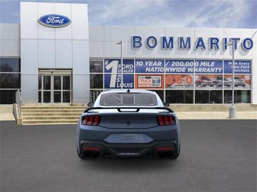 2025 Ford Mustang Dark Horse