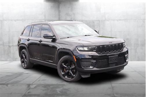 2023 Jeep Grand Cherokee Altitude