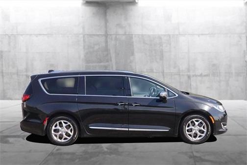 2019 Chrysler Pacifica Limited