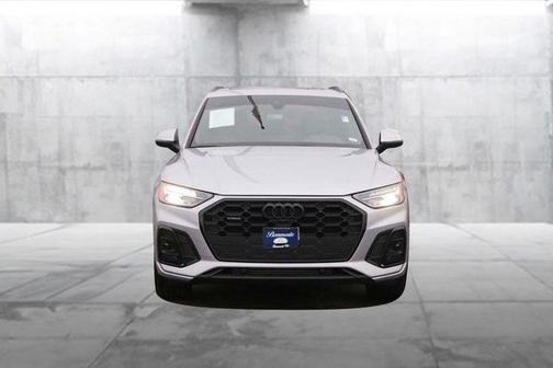 2022 Audi Q5 45 S line quattro Premium