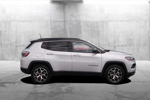Silver Zynith 2025 Jeep Compass Limited