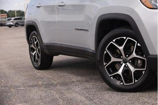 Silver Zynith 2025 Jeep Compass Limited