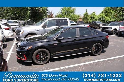Deep Black Pearl Effect 2025 Volkswagen Jetta GLI 2.0T Autobahn