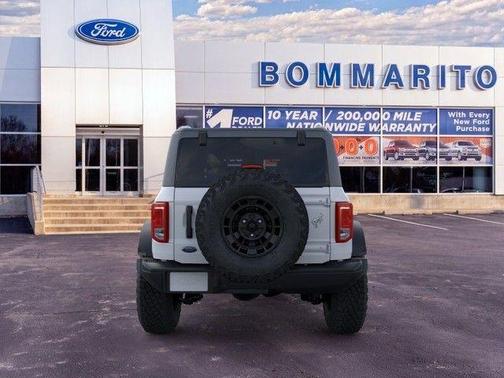 Oxford White 2026 Ford Bronco Big Bend