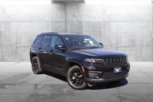 2024 Jeep Grand Cherokee Laredo