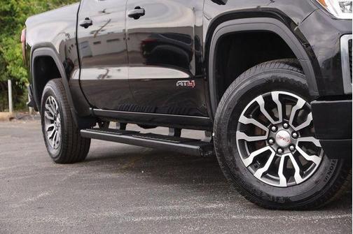 Onyx Black 2021 GMC Sierra 1500 AT4