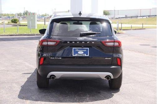 Agate Black Metallic 2025 Ford Escape Active