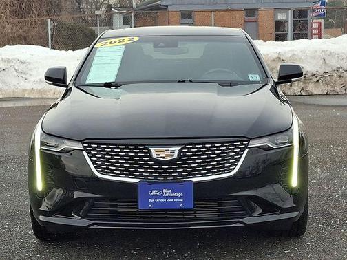 2022 Cadillac CT4 Luxury