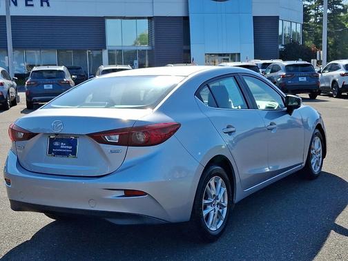 2017 Mazda Mazda3 Sport