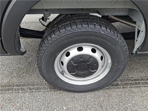 2026 Ford Transit-250 148 WB Medium Roof Cargo