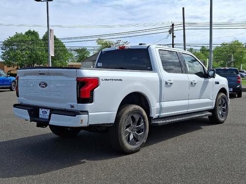2025 Ford F-150 Lightning Flash